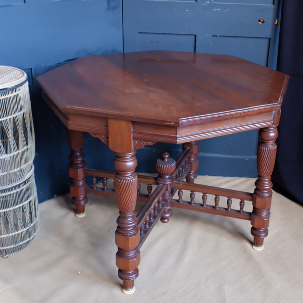Antique Edwardian Walnut Wood Occasional Lamp Centre Octagonal Side Dining Table