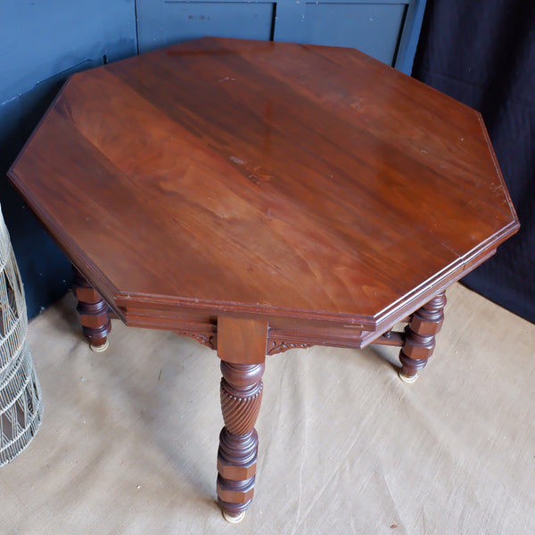 Antique Edwardian Walnut Wood Occasional Lamp Centre Octagonal Side Dining Table