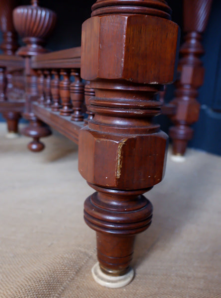 Antique Edwardian Walnut Wood Occasional Lamp Centre Octagonal Side Dining Table