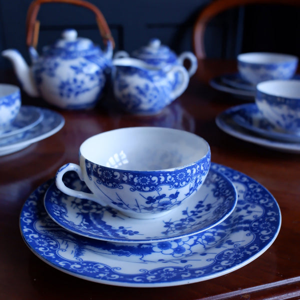 Antique Blue & White 19 Piece Porcelain Cups & Saucers & Tea Set Cherry Blossom