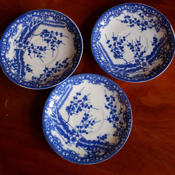 Antique Set of 3 China Blue & White Porcelain Saucers Plates In Cherry Blossom