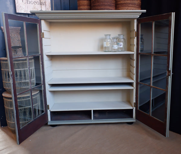 Antique Mahogany Pale GREEN Shabby Chic Display China APOTHECARY Cabinet Cupboard Unit