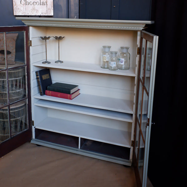 Antique Mahogany Pale GREEN Shabby Chic Display China APOTHECARY Cabinet Cupboard Unit