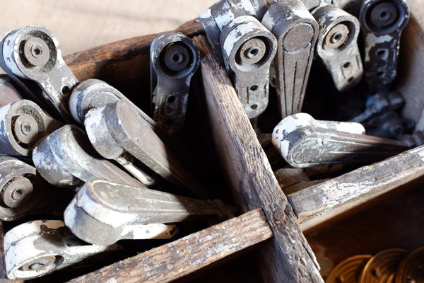 Set of 25 Antique ART DECO Cast Iron Metal STAIR Clips Rods Brackets Fleur De Lys