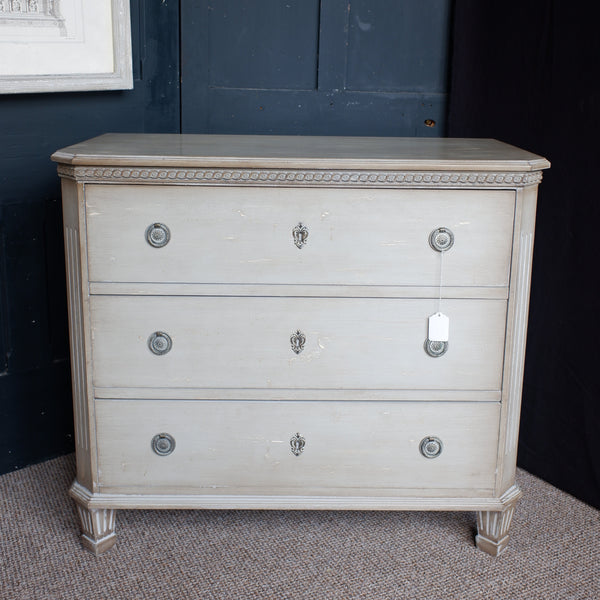 Vintage GUSTAVIAN Style Storage Chest of 3 Drawers Rustic Shabby Chic Unit