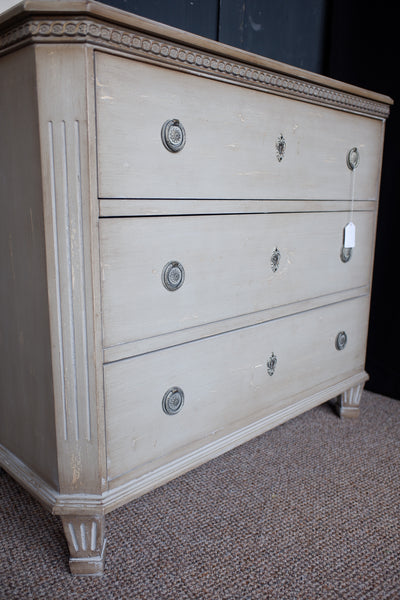 Vintage GUSTAVIAN Style Storage Chest of 3 Drawers Rustic Shabby Chic Unit