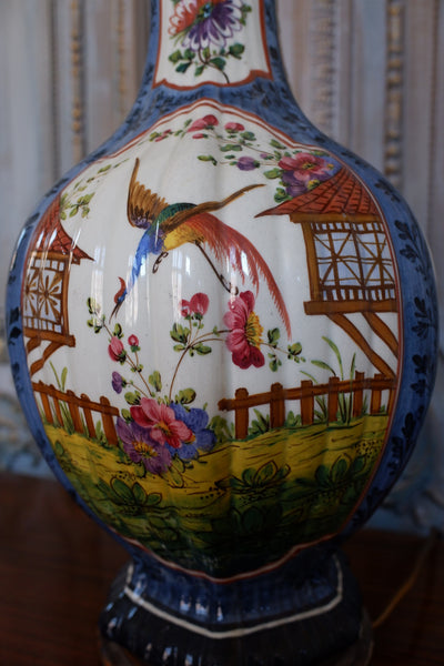 Antique Chinese/Japanese Oriental China Blue & Cream Tall Lamp