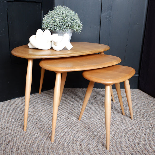 ERCOL Nest Of 3 Coffee Tables Vintage Retro Pebble Nesting Side Elm Wood 354C