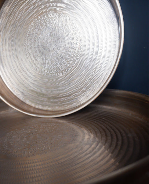 New Set of 2 Round Serving Trays Shabby Chic Rustic Decorative Metal Embossed