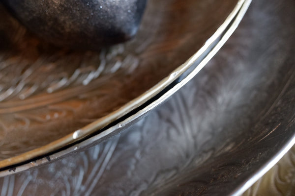 Laura Ashley WINSPEAR Gold/Silver Decorative Embossed Leaf Round Centrepiece Platter Tray -3 Sizes