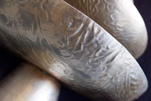 Laura Ashley WINSPEAR Gold Decorative Embossed Leaf Fruit Bowl Centrepiece -2 Sizes