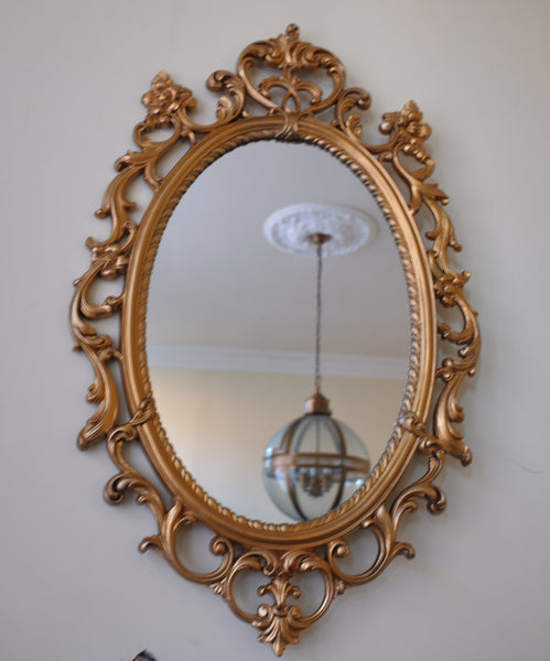 Vintage OVAL French Louis Style Ornate Gold Gilt Mirror