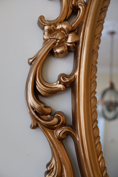 Vintage OVAL French Louis Style Ornate Gold Gilt Mirror