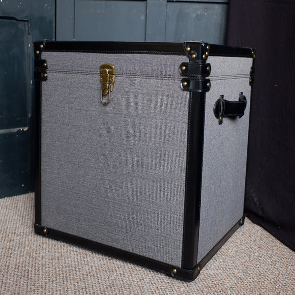 New HAMPTONS Grey Faux Leather Storage Chest/Trunk Coffee Side Table
