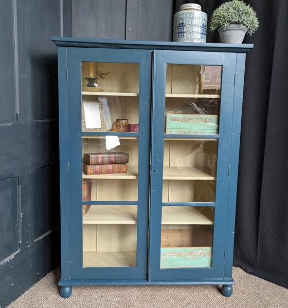 Antique Mahogany BLUE Shabby Chic Display China APOTHECARY Cabinet Cupboard Unit