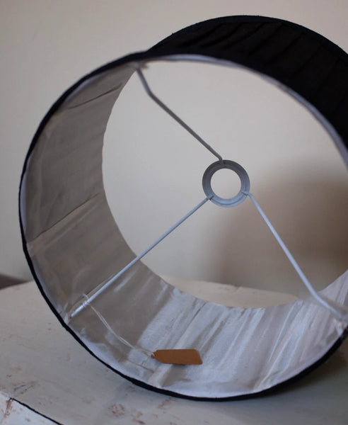 New LINEN Pleated Black Round Drum Lined Lamp Light Shade