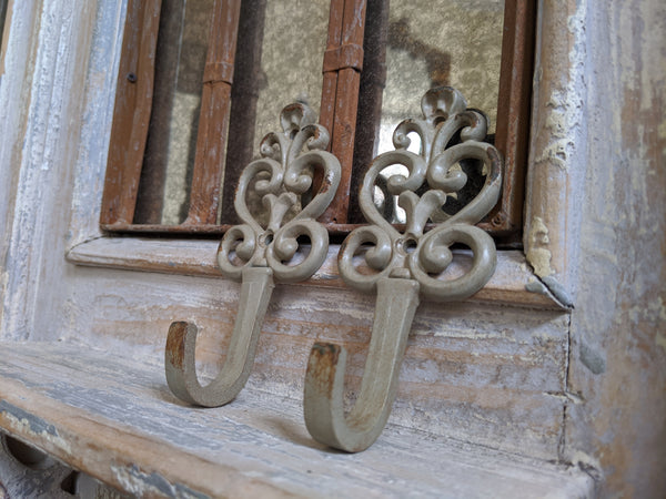 New French Vintage Shabby Chic Metal CREAM Green Rustic Wall Coat Towel Hat HOOK