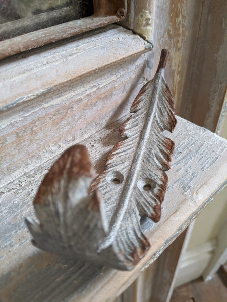 New Grey FEATHER French Vintage Shabby Chic Cast Iron Rustic Wall Coat HOOK