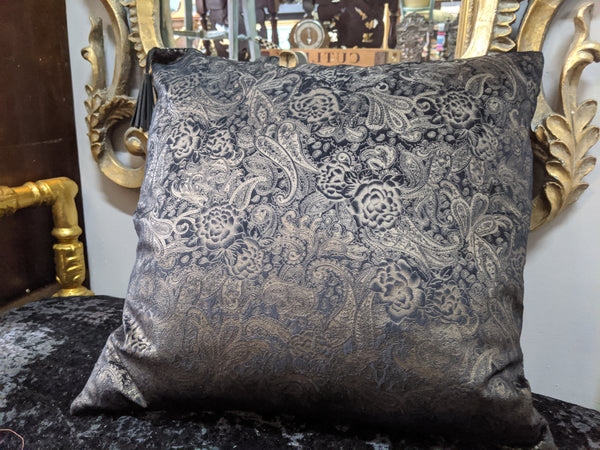New 18" Square Black & Gold PAISLEY Design Shabby Chic Style VELVET Feather CUSHION & Cover