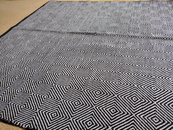 New 160x230cm Black & White INDIAN COTTON Aztec Design HAND WOVEN Carpet Rug Runner
