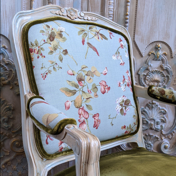 FRENCH LOUIS Cream Shabby Chic Painted Carved Floral LINEN Fireside Library Arm Chair