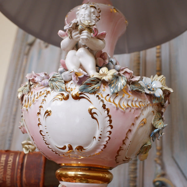 Vintage Pink PORCELAIN China Italian Style Ornate Floral CHERUBS 1950-60's Table Lamp