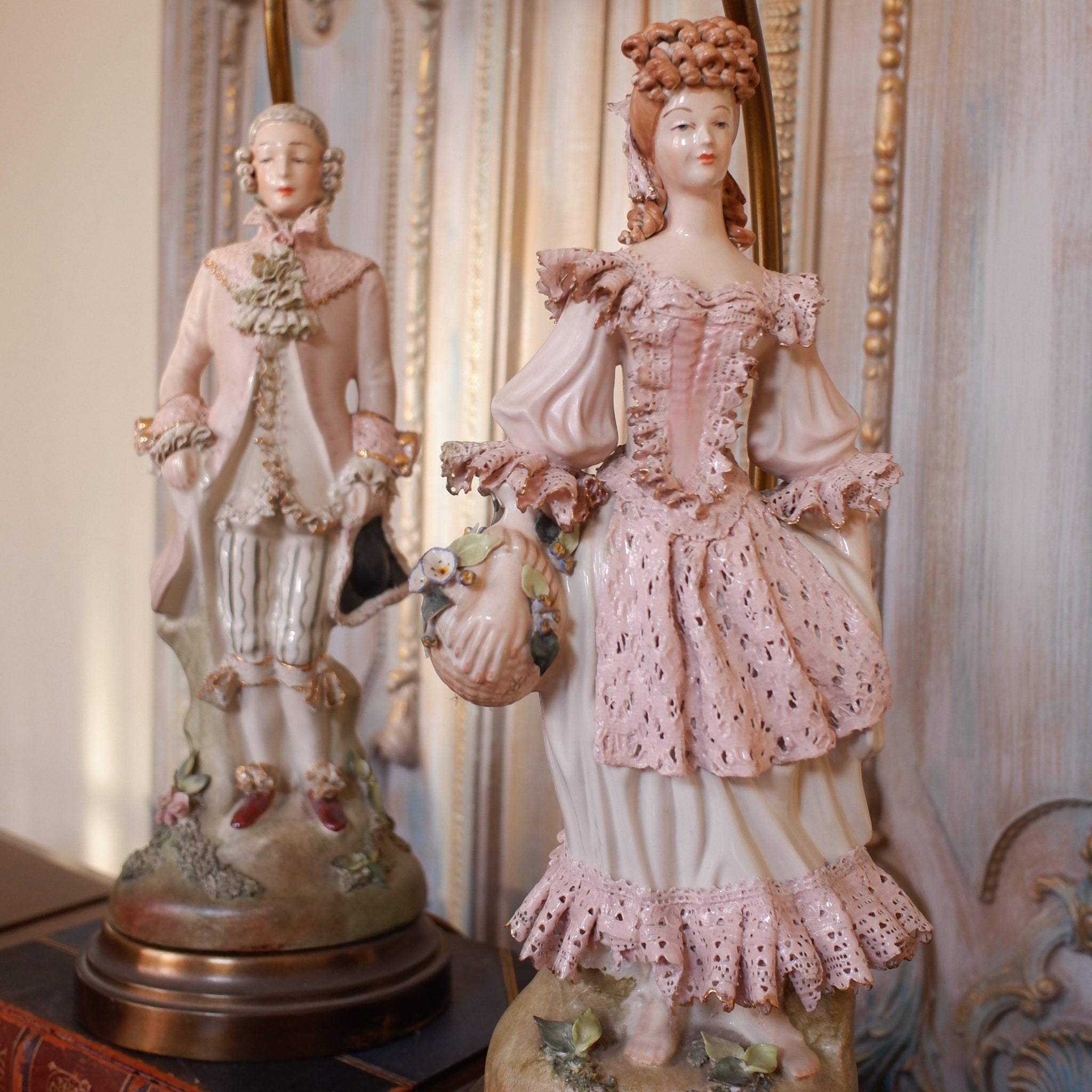 Pair of Vintage French Louis PORCELAIN China Ornate Figures Table Lamps