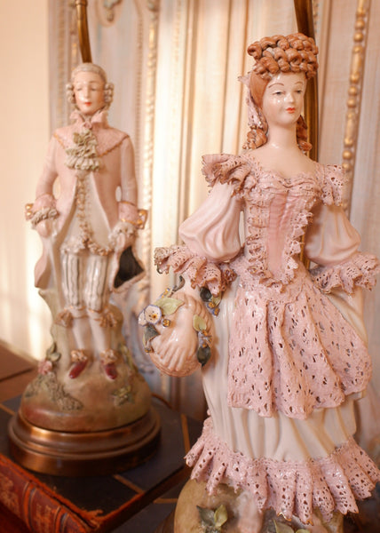 Pair of Vintage French Louis PORCELAIN China Ornate Figures Table Lamps