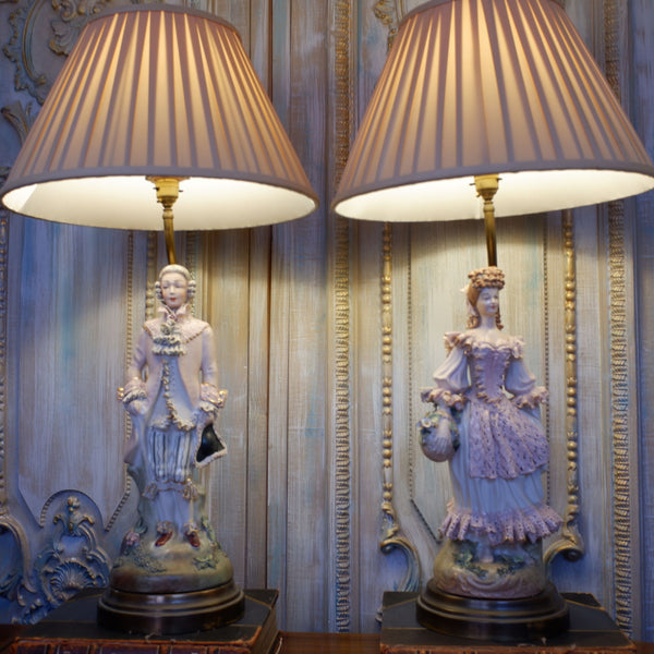 Pair of Vintage French Louis PORCELAIN China Ornate Figures Table Lamps