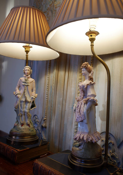 Pair of Vintage French Louis PORCELAIN China Ornate Figures Table Lamps