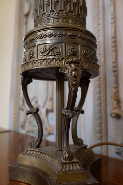 Vintage French Rustic Bronze Finish Ornate Metal Table Bedside Lamp Lantern