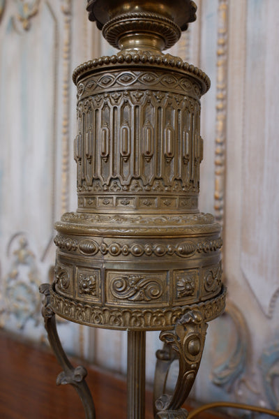 Vintage French Rustic Bronze Finish Ornate Metal Table Bedside Lamp Lantern