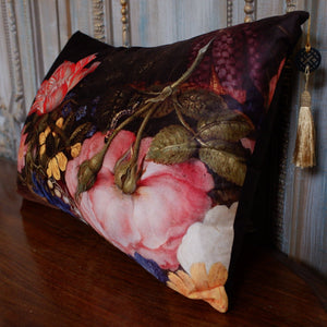 New Rectangle Square Black Printed FLORAL Design Shabby Chic Style VELVET Feather CUSHION & Cover