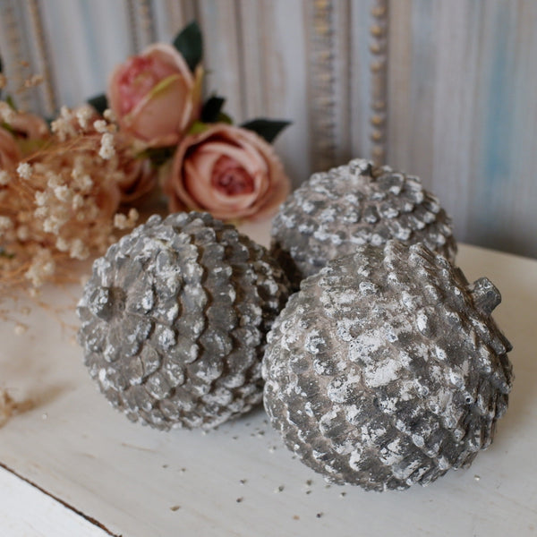 New Vintage French Rustic Stone Effect Round Pine Cone Ball Decorative Ornament